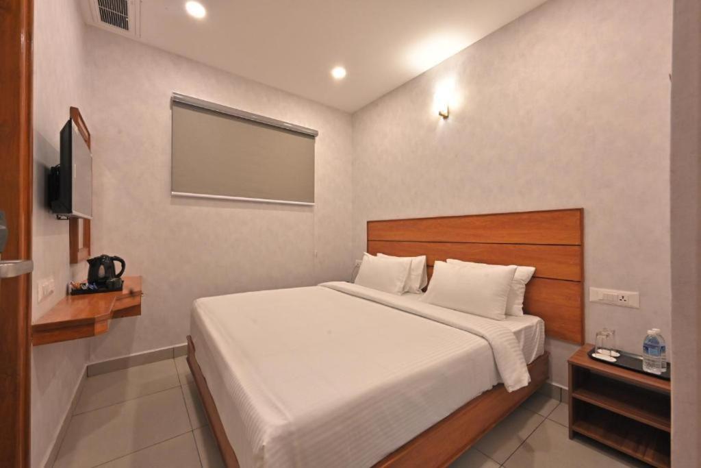 Cr Rivera Hotel Madurai Exterior foto